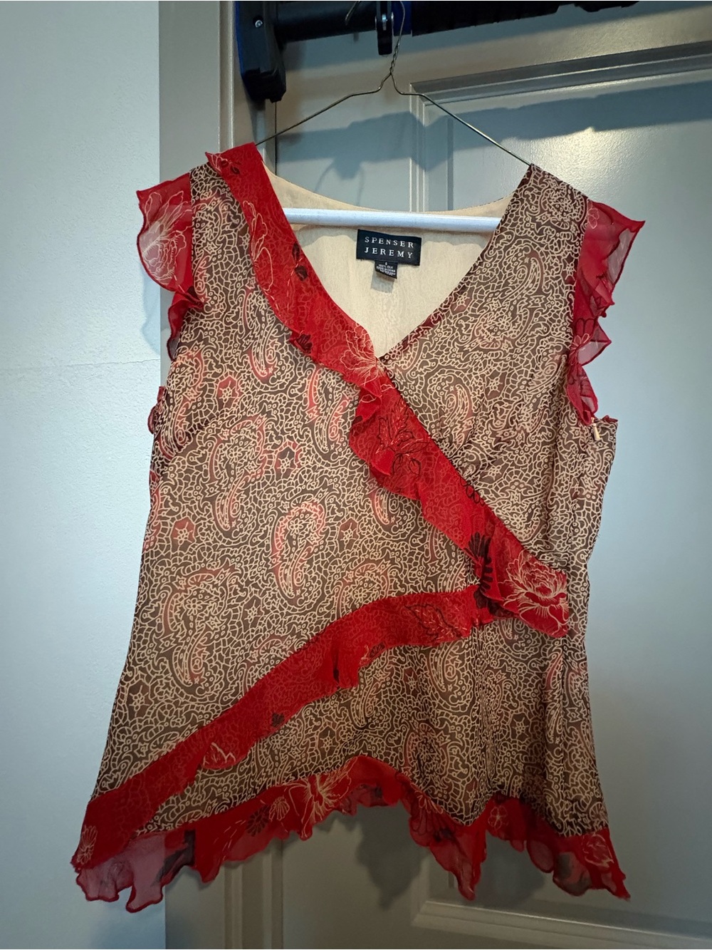 Spenser Jeremy Red Paisley Ruffle Faux-Wrap Sleeveless Top